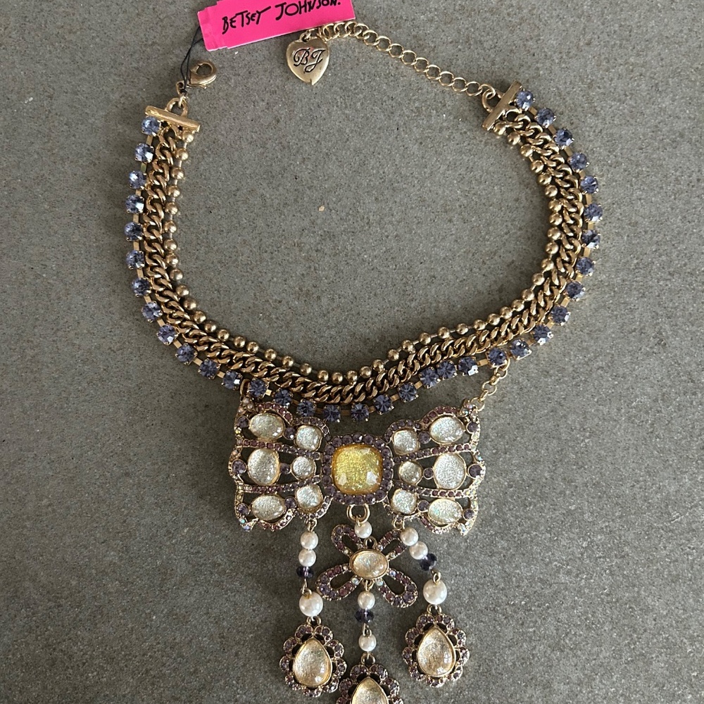 Vintage Betsey Johnson necklaces - Picture 2 of 9